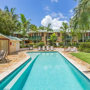 The Crest Aparthotel Byron Bay